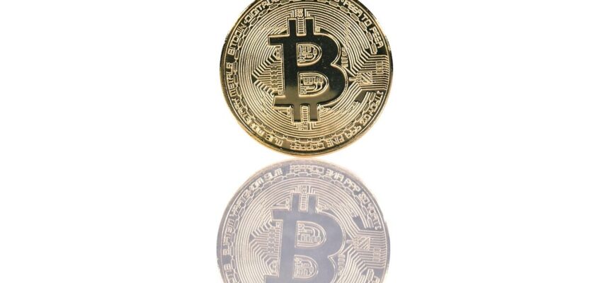 bitcoin, cryptocurrency, crypto, money, digital currency, blockchain, finance, stock market, stock exchange, isolated, bitcoin, crypto, crypto, stock market, stock market, stock market, stock market, stock market